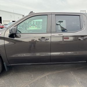 CHEVROLET SILVERADO 1500 RST - 4