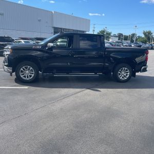 صورة 3 لـ 2024 Chevrolet SILVERADO 1500 LT