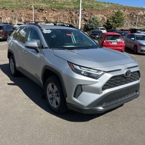 2024 Toyota RAV4 XLE — миниатюра 12