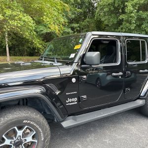 صورة 2 لـ 2021 JEEP WRANGLER UNLIMITED SAHARA