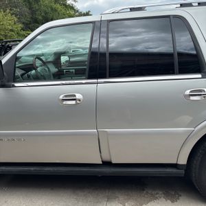 صورة 3 لـ 2006 Lincoln NAVIGATOR LUXURY