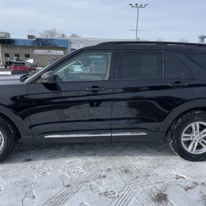 FORD EXPLORER XLT - 4
