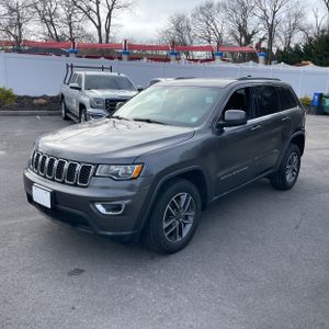 JEEP GRAND CHEROKEE LAREDO E - 1
