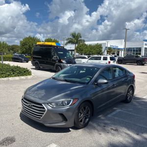 2018 Hyundai ELANTRA SEL — фото 1
