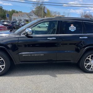 JEEP GRAND CHEROKEE OVERLAND - 4