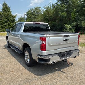 2022 Chevrolet SILVERADO 1500 LT — фото 4