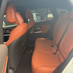 2025 Mercedes-BENZ GLC thumbnail 34