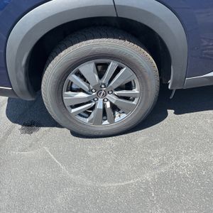 صورة مصغرة 19 لـ 2025 Nissan PATHFINDER SV