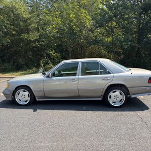 1994 Mercedes-BENZ E 320 照片 3