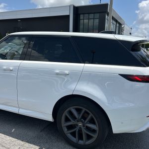 صورة 6 لـ 2023 LAND Rover RANGE ROVER SPORT P400 DYNAMIC SE