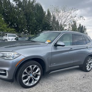 BMW X5 XDRIVE50I - 2