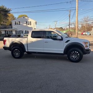 FORD F-150 RAPTOR - 10