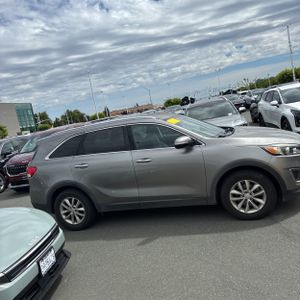 KIA SORENTO LX V6 - 10