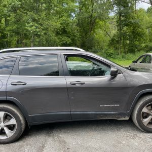 2020 JEEP CHEROKEE LIMITED — миниатюра 11