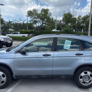 صورة 4 لـ 2011 Honda CR-V LX