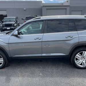 VOLKSWAGEN ATLAS V6 SE - 4