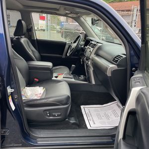 2017 Toyota 4RUNNER SR5 PREMIUM — миниатюра 32