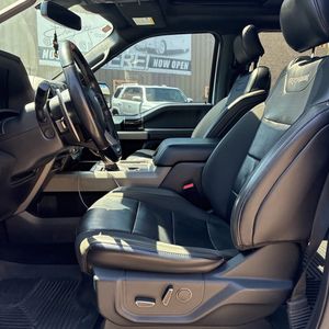 2019 FORD F-150 RAPTOR 照片 32