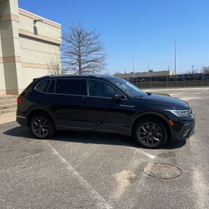 VOLKSWAGEN TIGUAN SE 4MOTION - 10