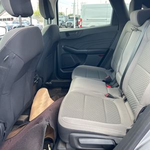صورة مصغرة 34 لـ 2022 FORD ESCAPE SE