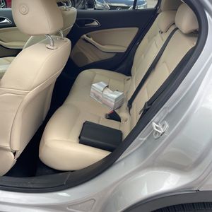 2015 Mercedes-BENZ GLA 缩略图 31