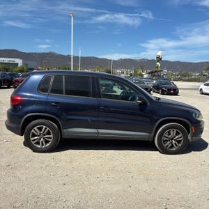 2012 Volkswagen TIGUAN S 照片 10