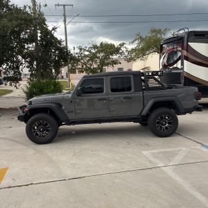 صورة 3 لـ 2020 JEEP GLADIATOR SPORT