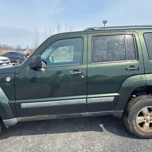 JEEP LIBERTY SPORT - 4