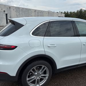 PORSCHE CAYENNE - 9