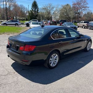 BMW 5-SERIES XDRIVE - 8