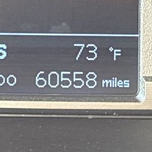 2018 Toyota 4RUNNER SR5 PREMIUM — фото 42