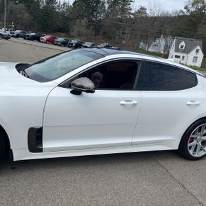 KIA STINGER GT2 - 4