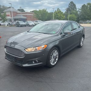 FORD FUSION SE - 1