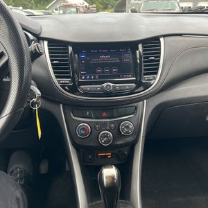 صورة مصغرة 37 لـ 2021 Chevrolet TRAX LS