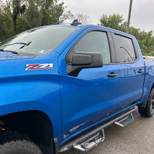 2023 Chevrolet SILVERADO 1500 LT TRAIL BOSS — фото 2