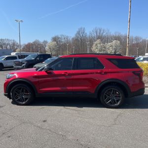 FORD EXPLORER ST-LINE - 3