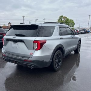 FORD EXPLORER ST - 8