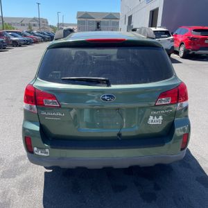 SUBARU OUTBACK PREMIUM - 7