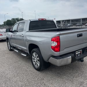 TOYOTA TUNDRA - 4