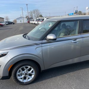 KIA SOUL LX - 2