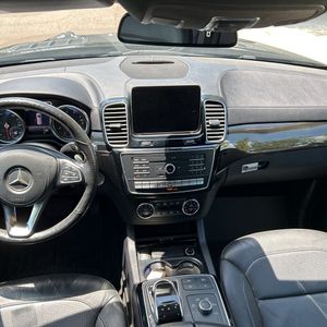 صورة مصغرة 38 لـ 2018 Mercedes-BENZ GLS