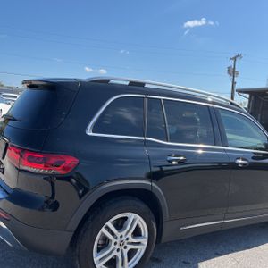 MERCEDES-BENZ GLB - 9