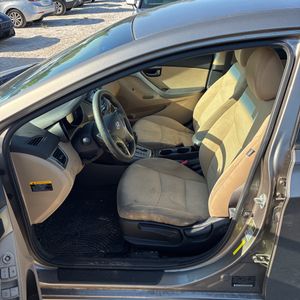 2013 Hyundai ELANTRA GLS — миниатюра 29