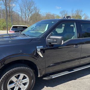 FORD F-150 XLT - 2