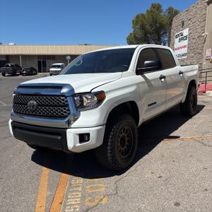 TOYOTA TUNDRA - 1