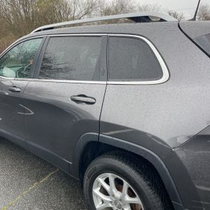 JEEP CHEROKEE LATITUDE PLUS - 5