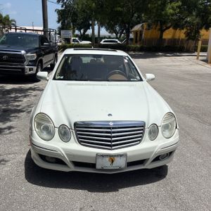 صورة مصغرة 13 لـ 2007 Mercedes-BENZ E-CLASS