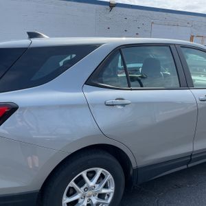 CHEVROLET EQUINOX LS - 9