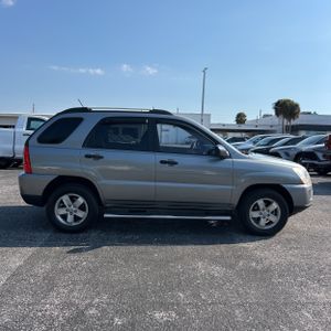 KIA SPORTAGE LX - 10