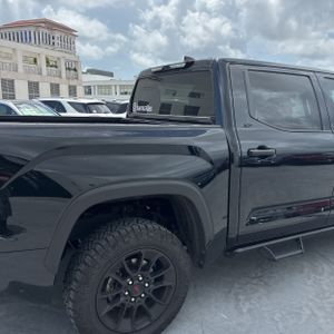 صورة 9 لـ 2025 Toyota TUNDRA SR5